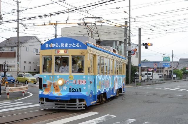 日本电车.jpg